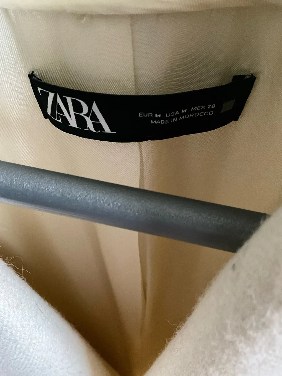 ZARA Lady’s White Coat - Image 2