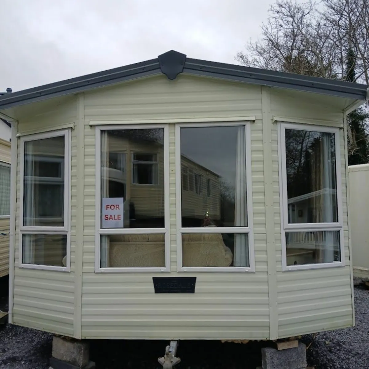2 bed Mobile Home - Image 2