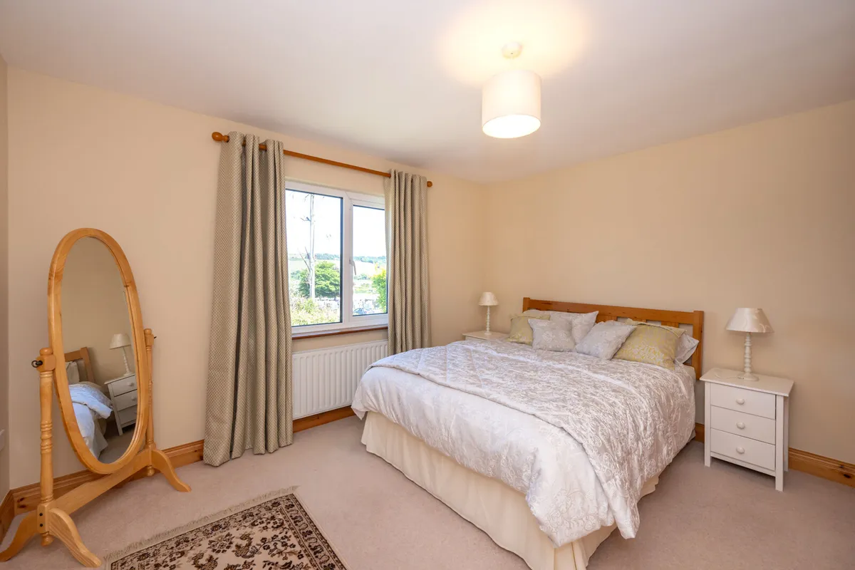 Beautiful quality curtains,90/90 - Image 1