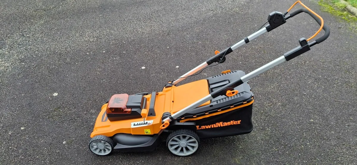 Lawnmaster 46cm 48v Lithium-ion cordless mower - Image 1