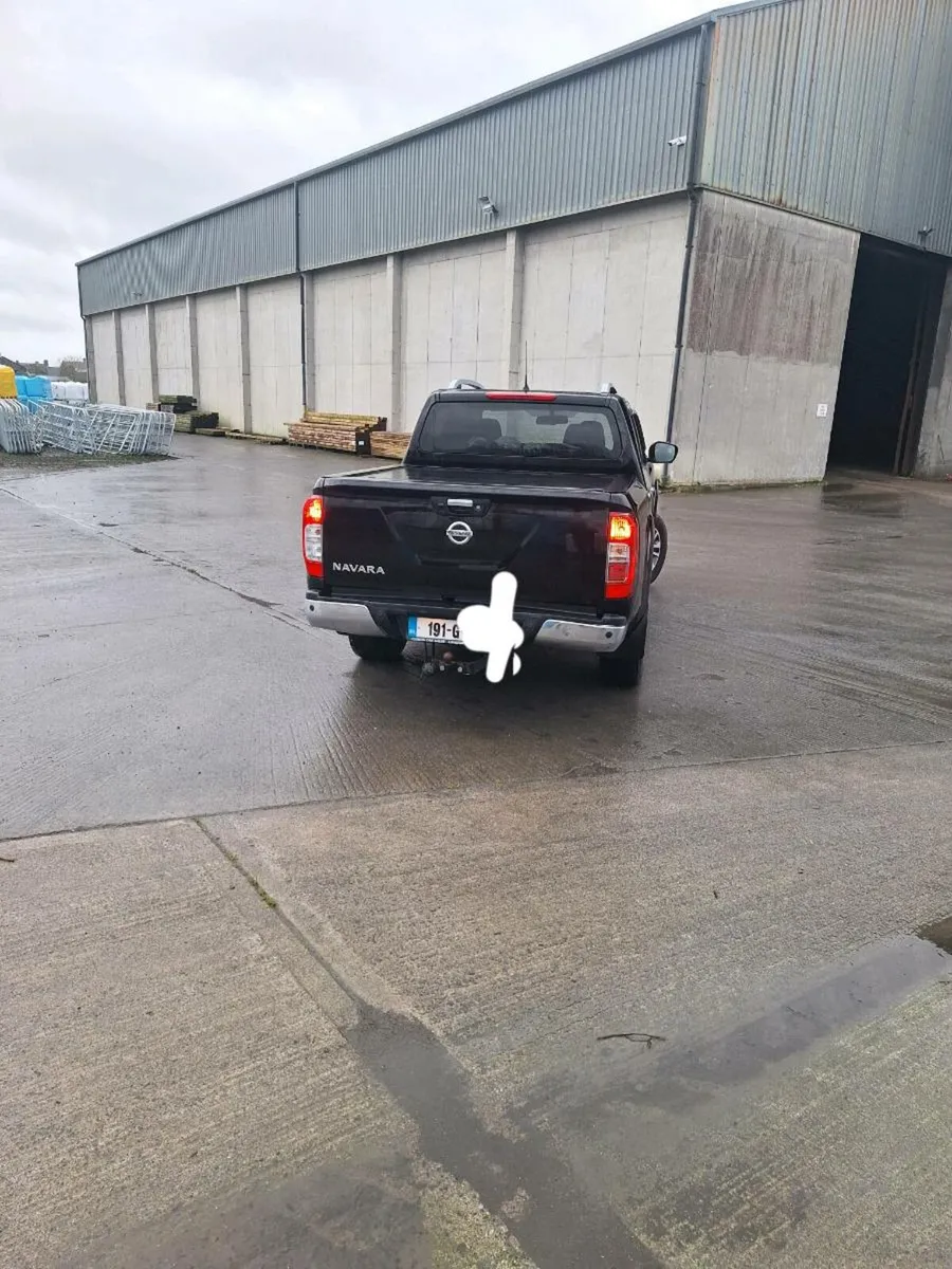 Nissan Navara - Image 4