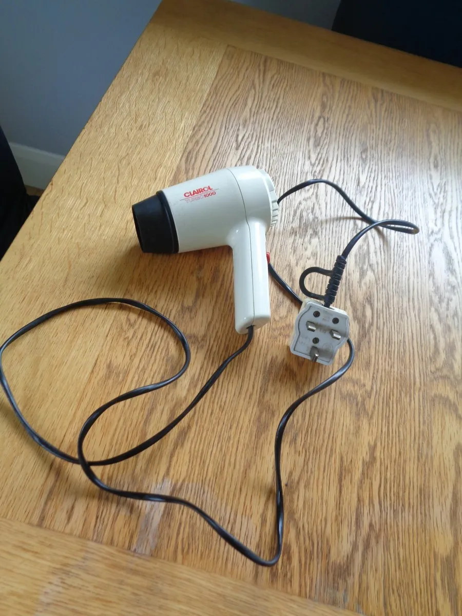 Clairol Turbo 1000 Hairdryer for Sale - Image 1