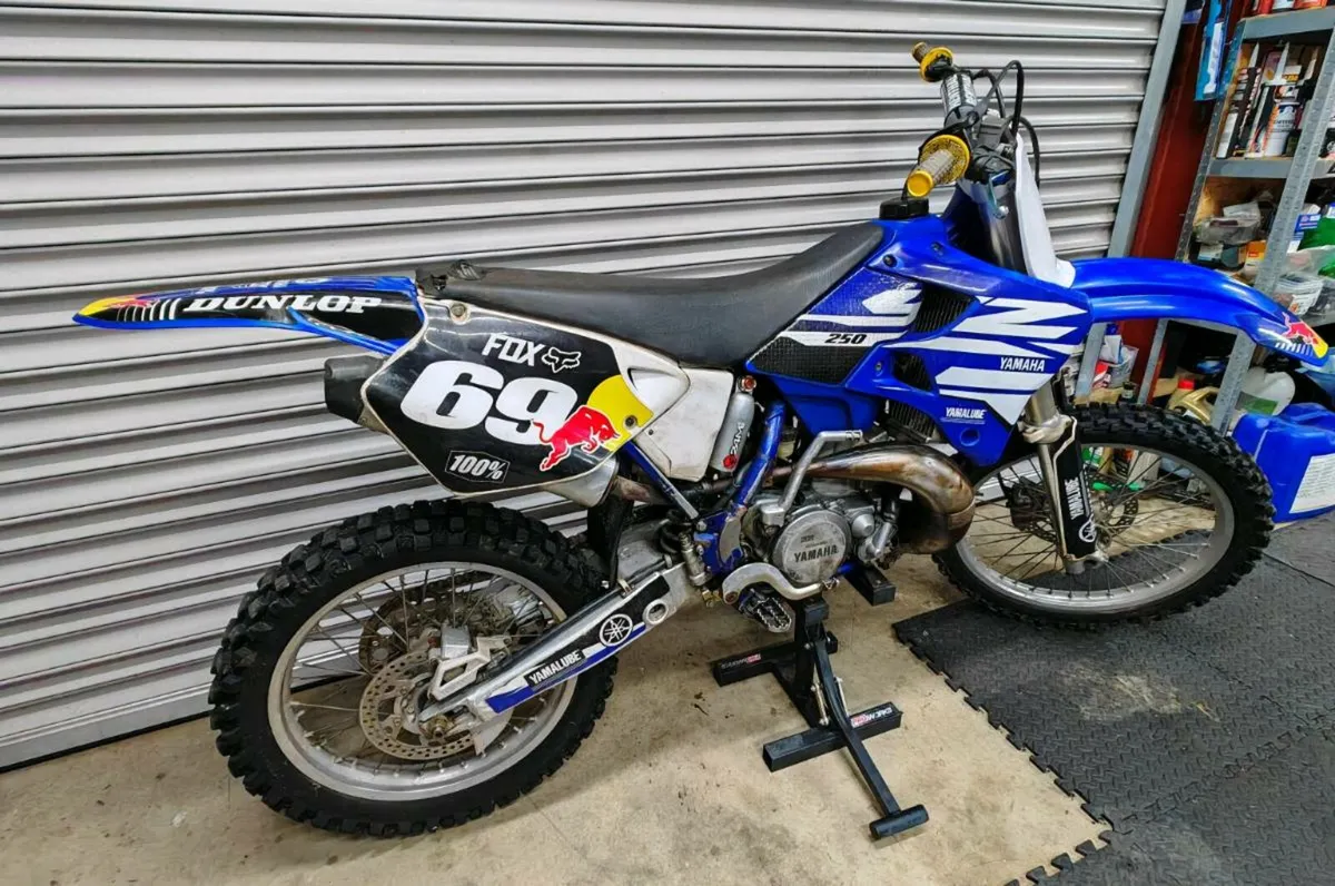 2001 Yamaha YZ250 - 2 Stroke - Image 3