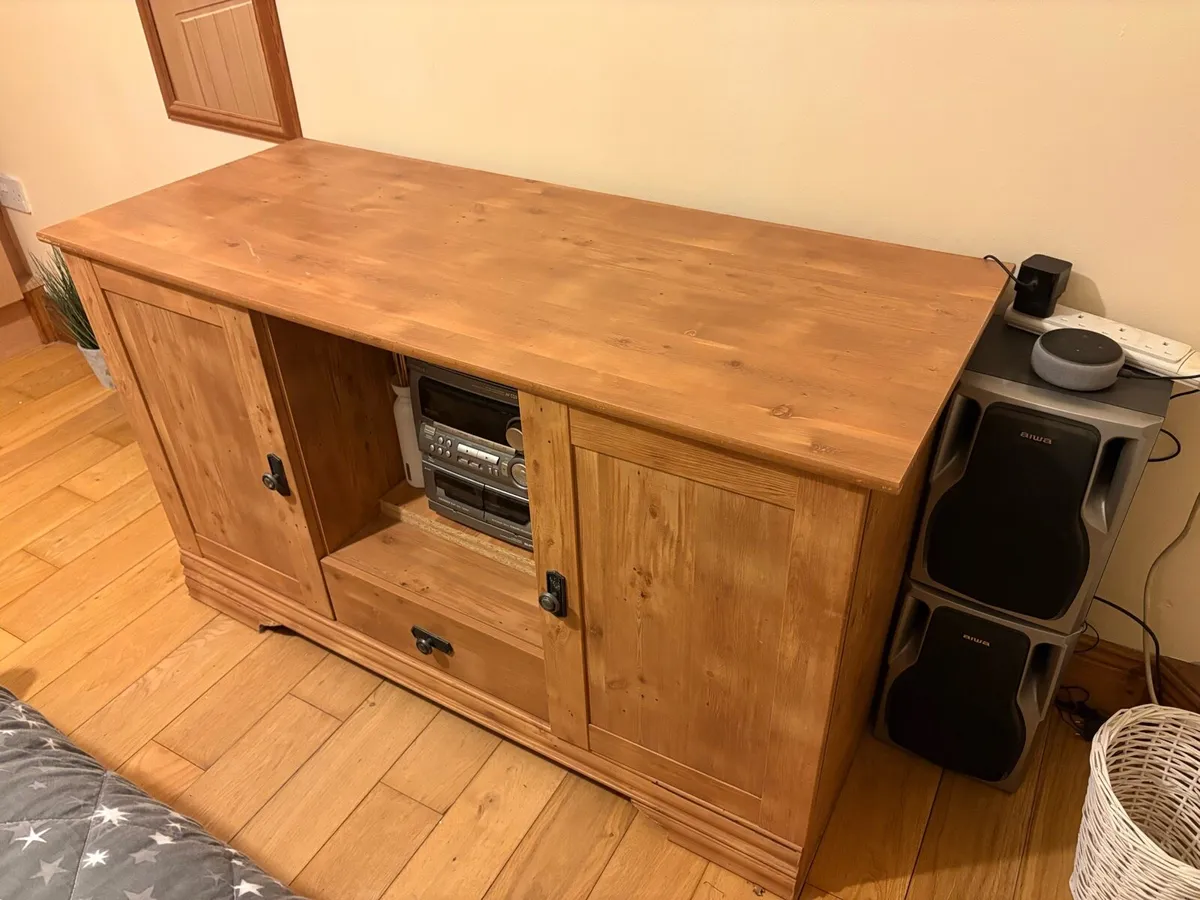 TV unit - Image 1