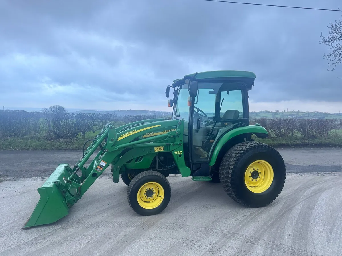 John Deere Compact Tractor with Front Loader - Image 2