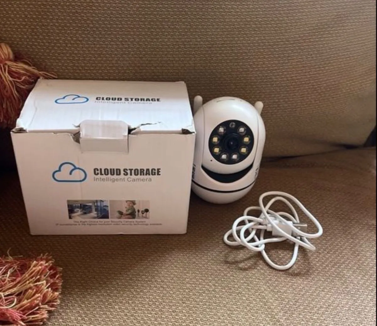 Indoor security camera - Image 2