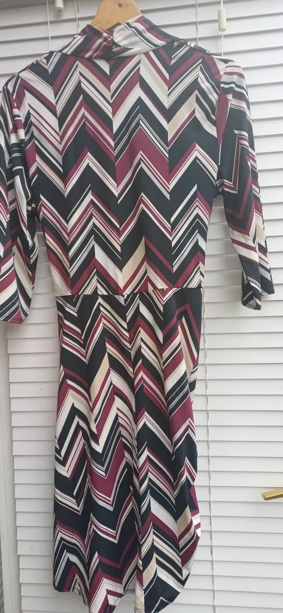 Womens Wallis size 14 dress - Image 2