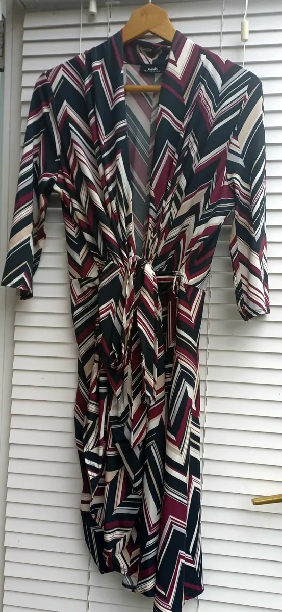 Womens Wallis size 14 dress - Image 1