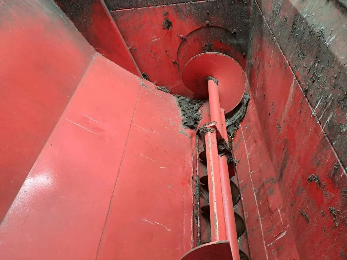 Difco Turf Hopper Machine - Image 4