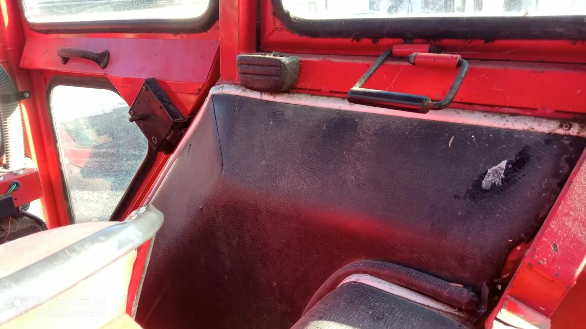 Massey Ferguson 135 - Image 2