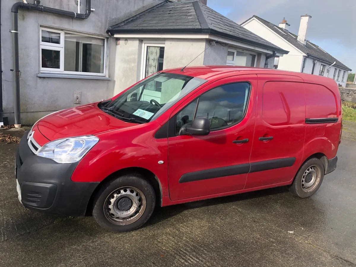 Citroen Berlingo 2017 - Image 2