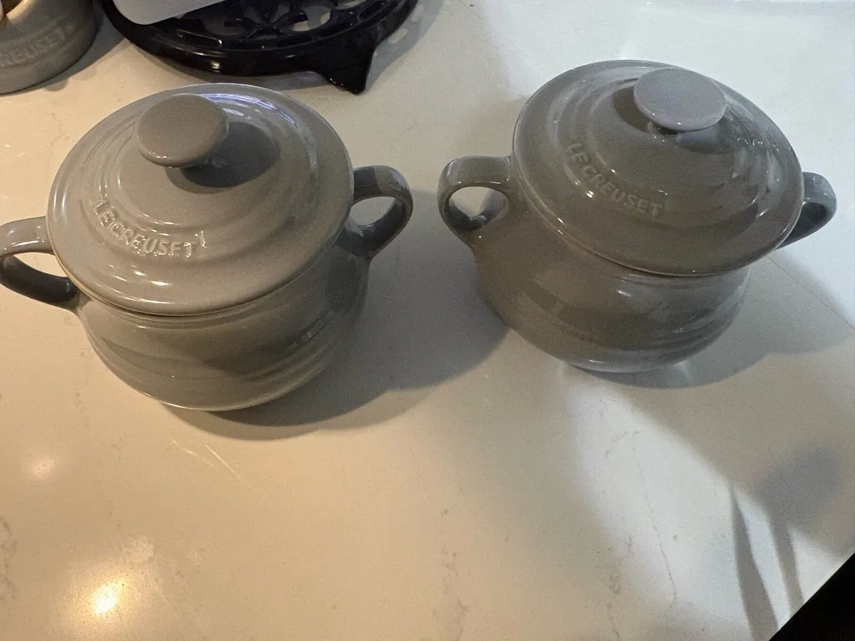 Le creuset soup bowls x2 - Image 1