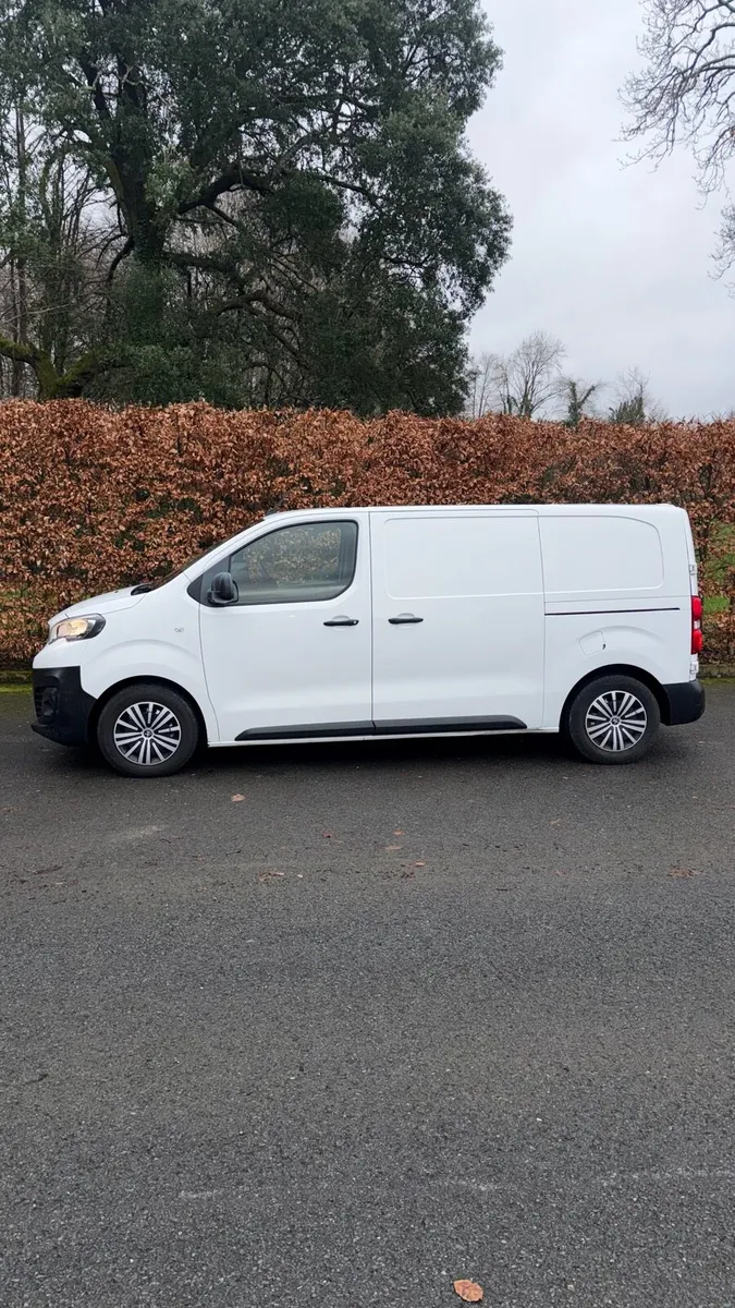 2019 Peugeot Expert 1000 1.6 Professional Van - Image 2