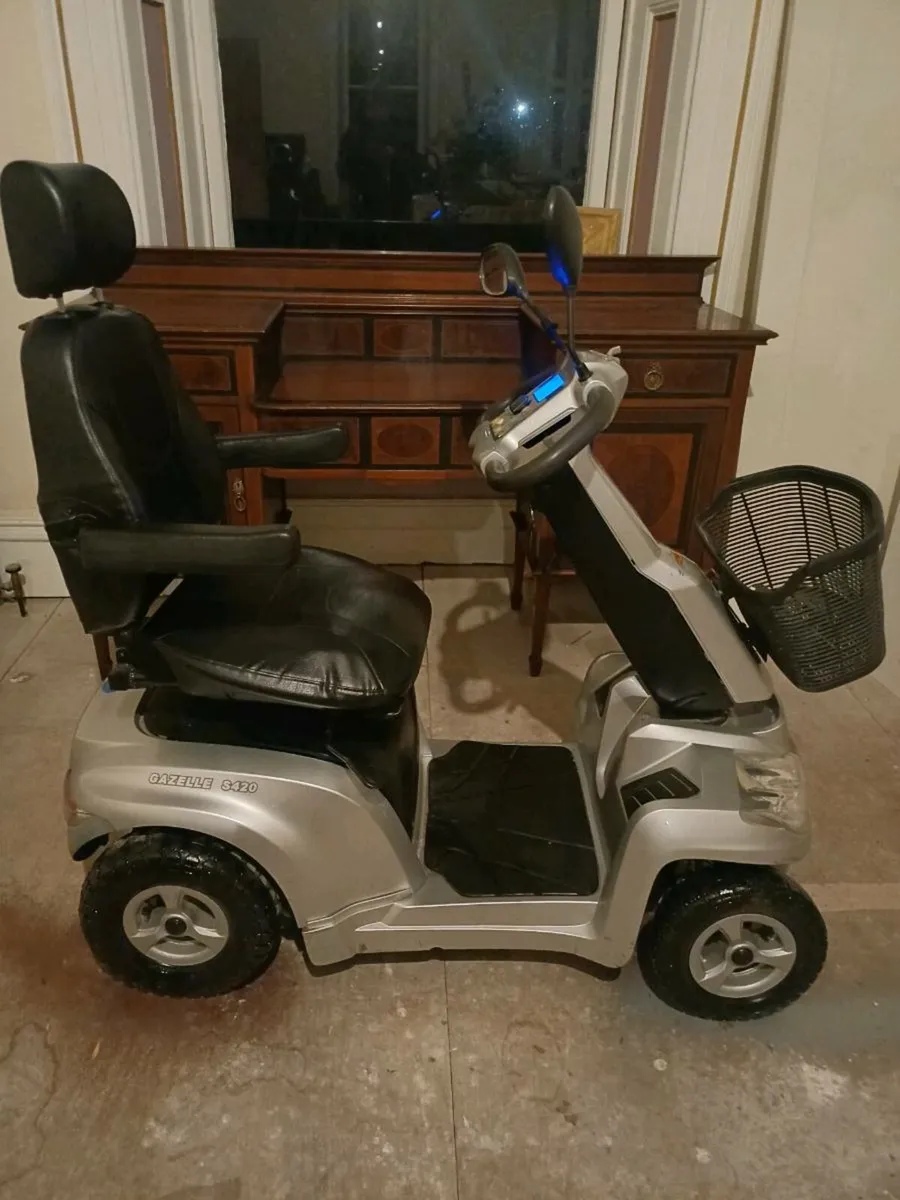 Mobility scooter - Image 1