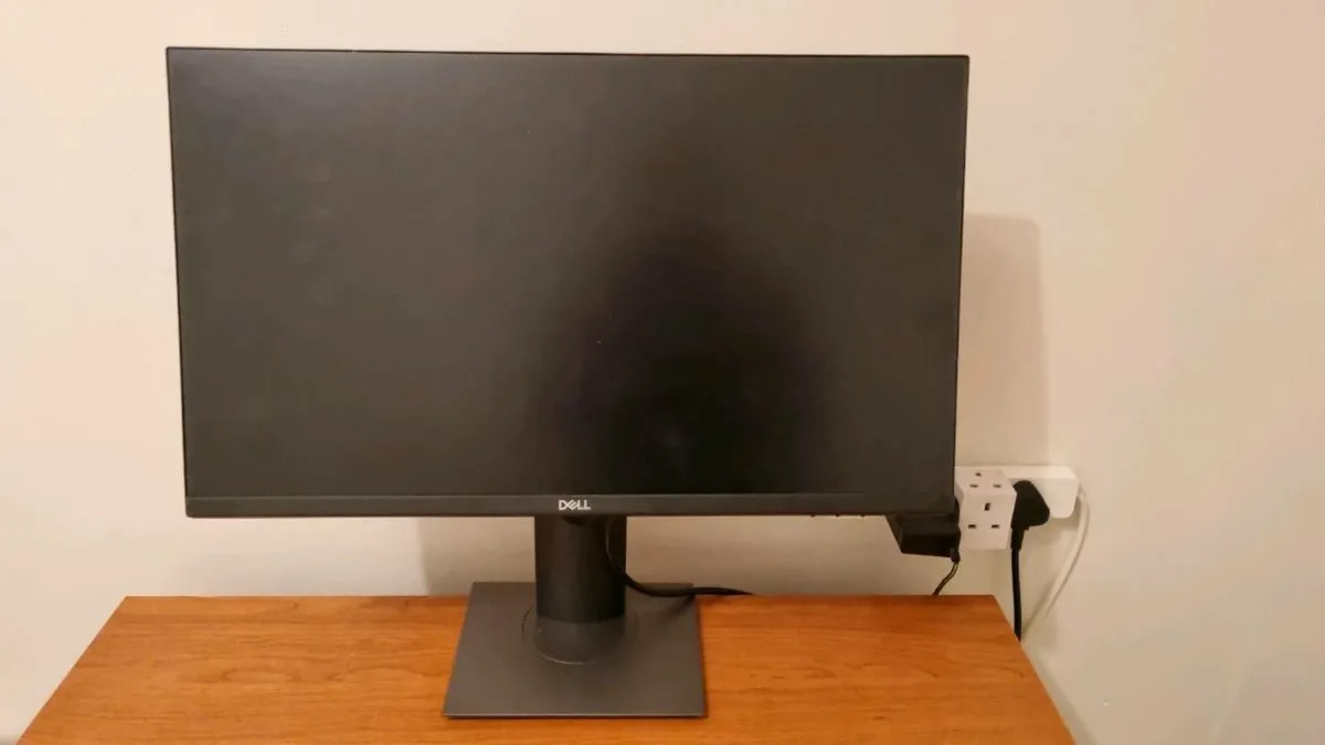 Dell monitor - Image 1