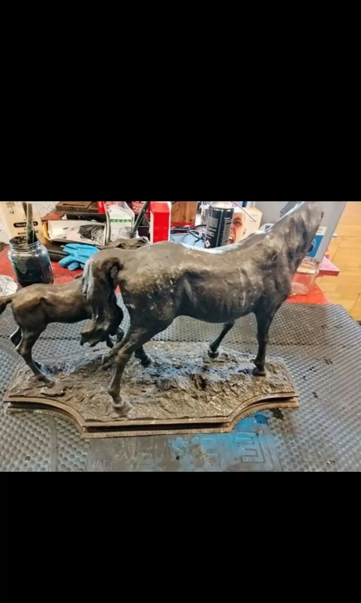 Bronze statue - Image 4