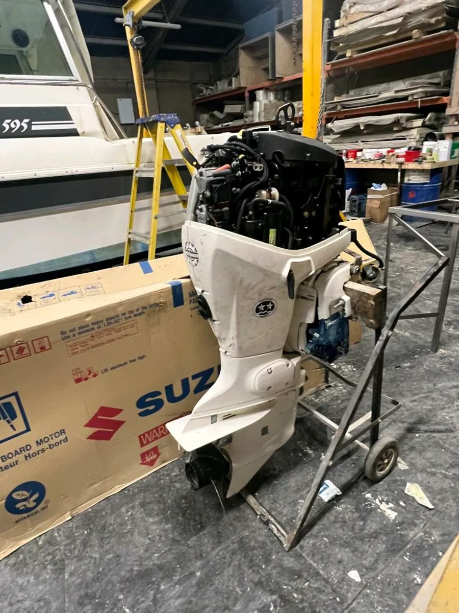 Evinrude e tec 90hp.
