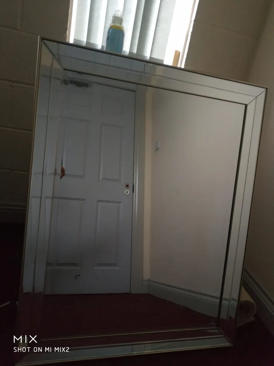 mirror - Image 3