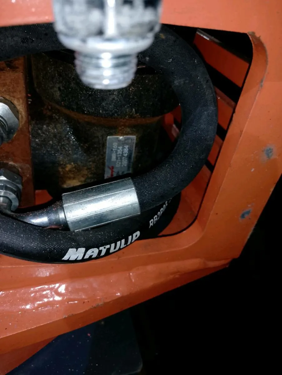 Selector grab & compaction plate - Image 2