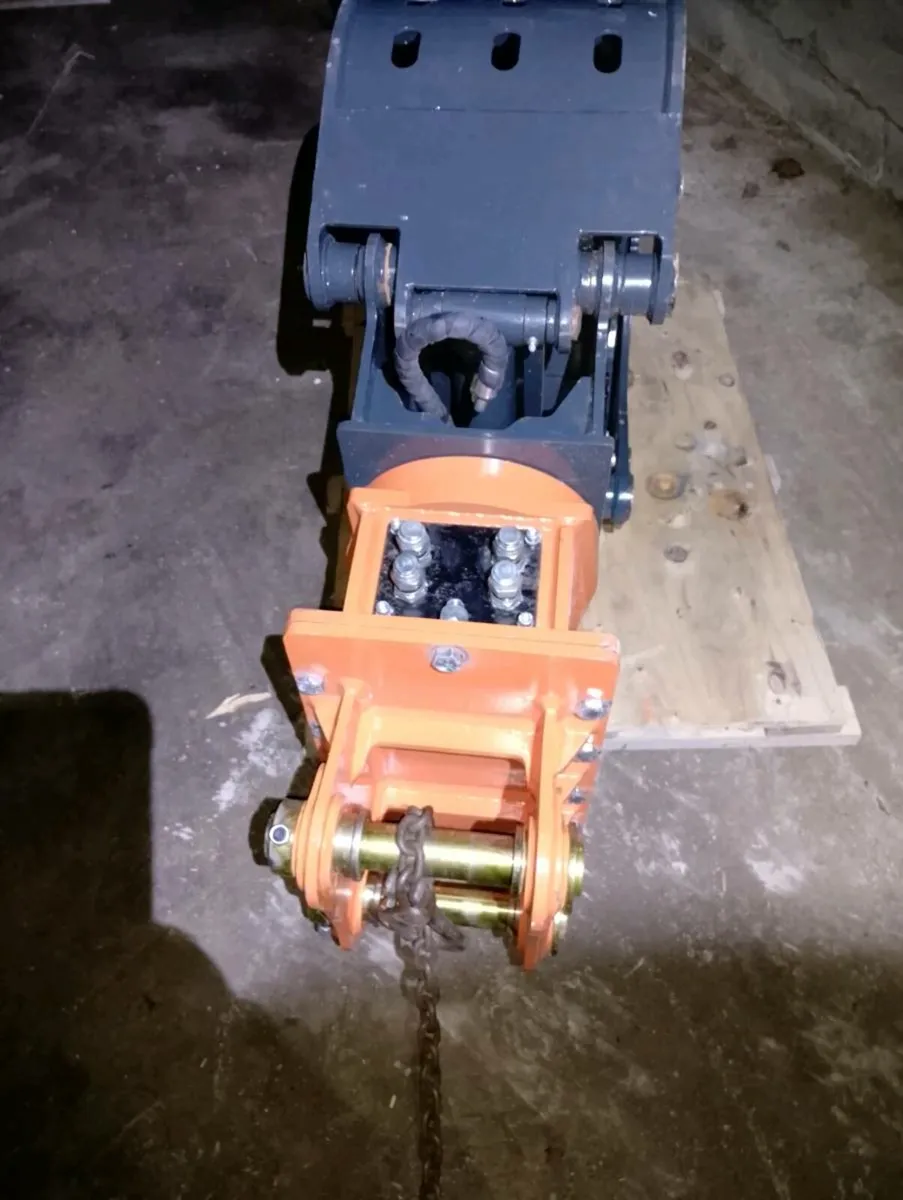 Selector grab & compaction plate - Image 4
