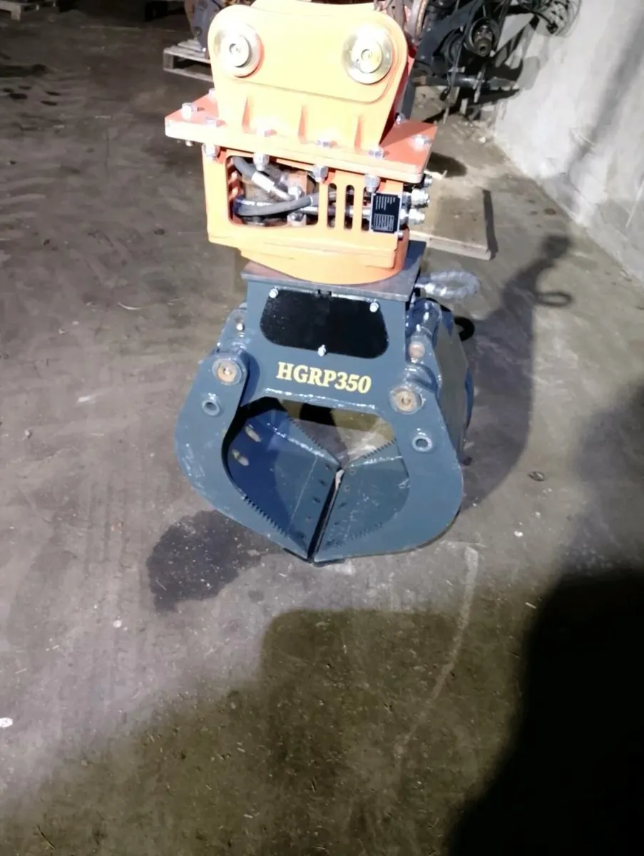 Selector grab & compaction plate - Image 1