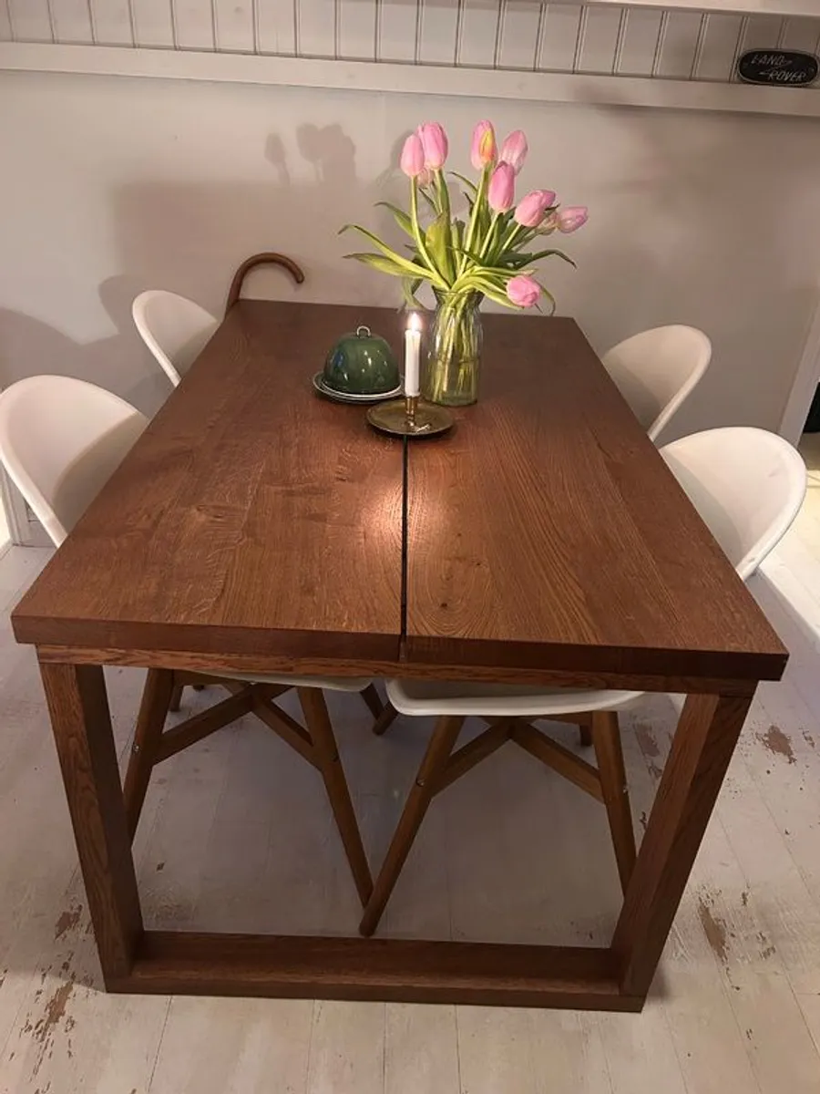 Dining table and 4 chairs - Image 1