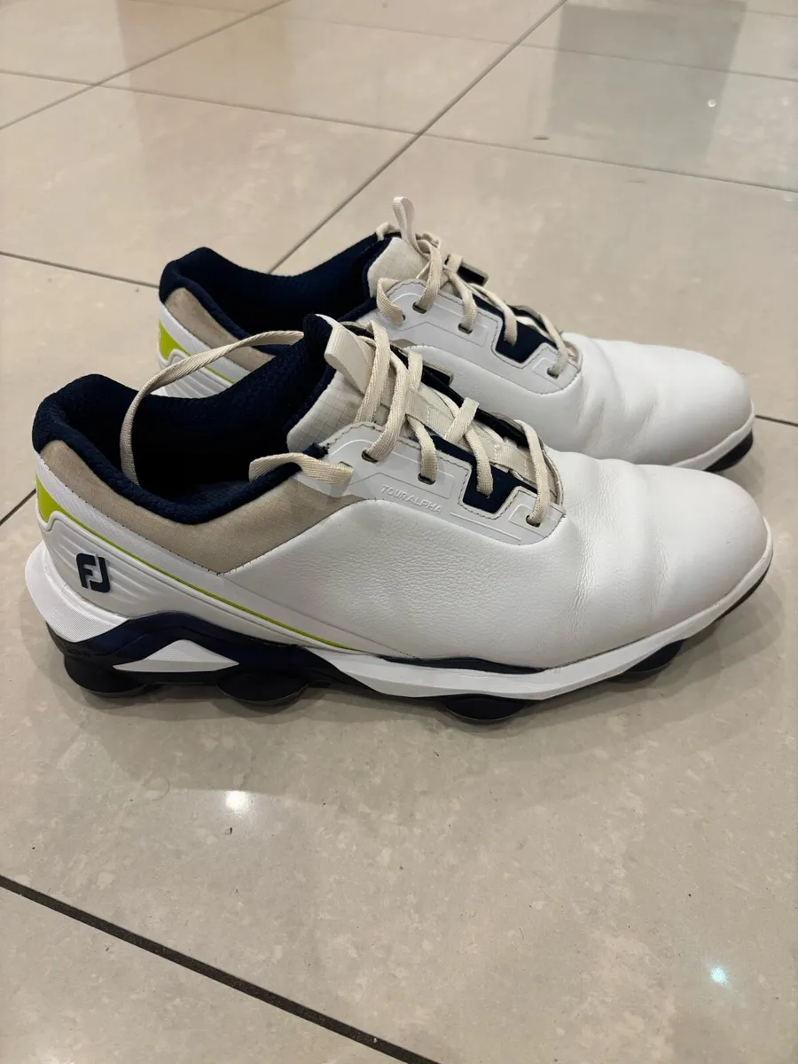 FJ Tour Alpha golf shoes - Image 1