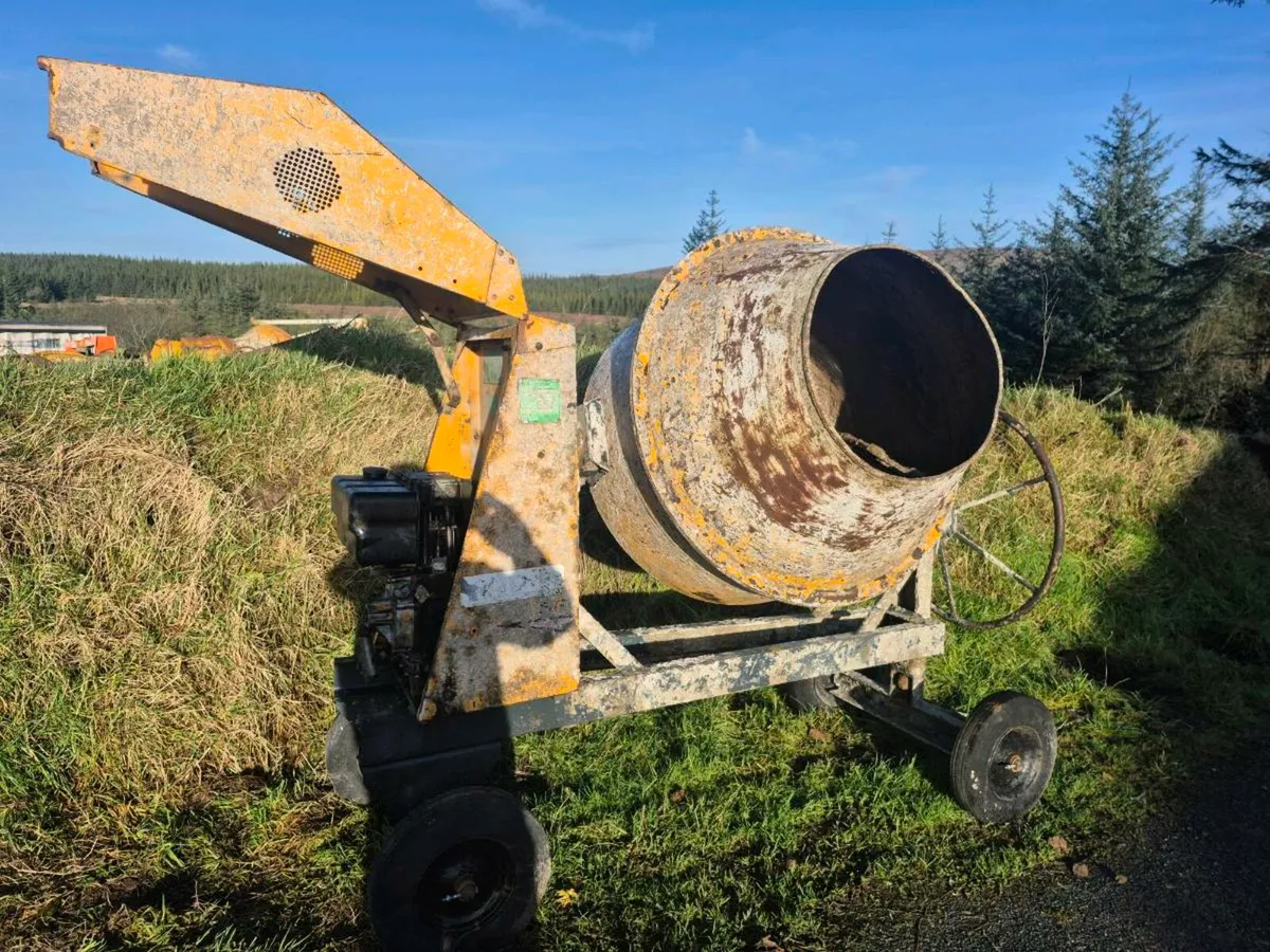 Terex 10,/7 diesel mixer - Image 1