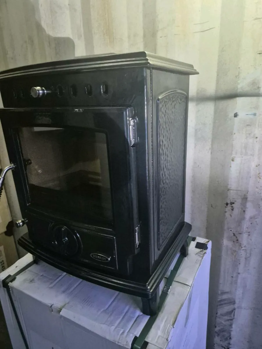 Henley  enamel stove - Image 2