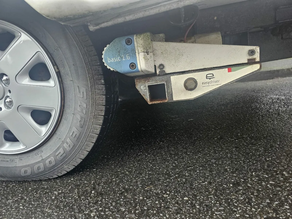 Lightweight freedom caravan - Image 4