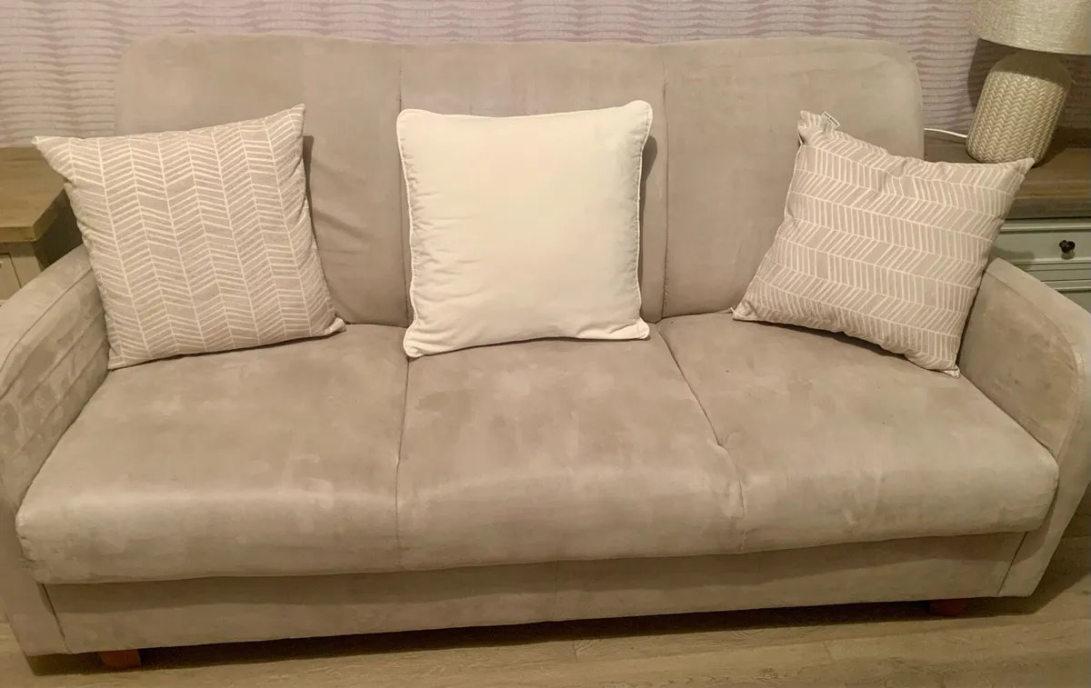 swede couch - Image 1