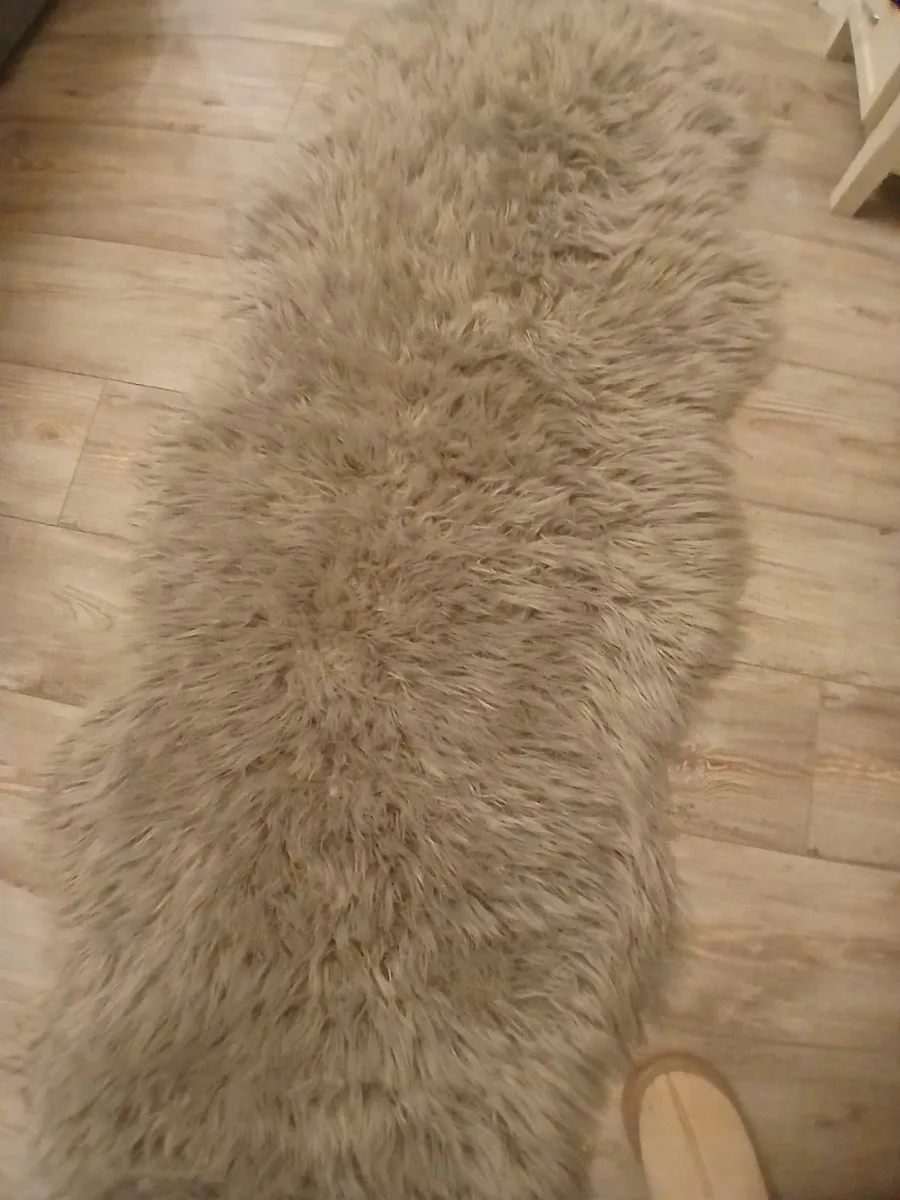 Rug - Image 3