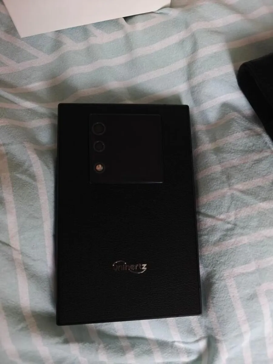 Unihertz Titan 2 - Image 2