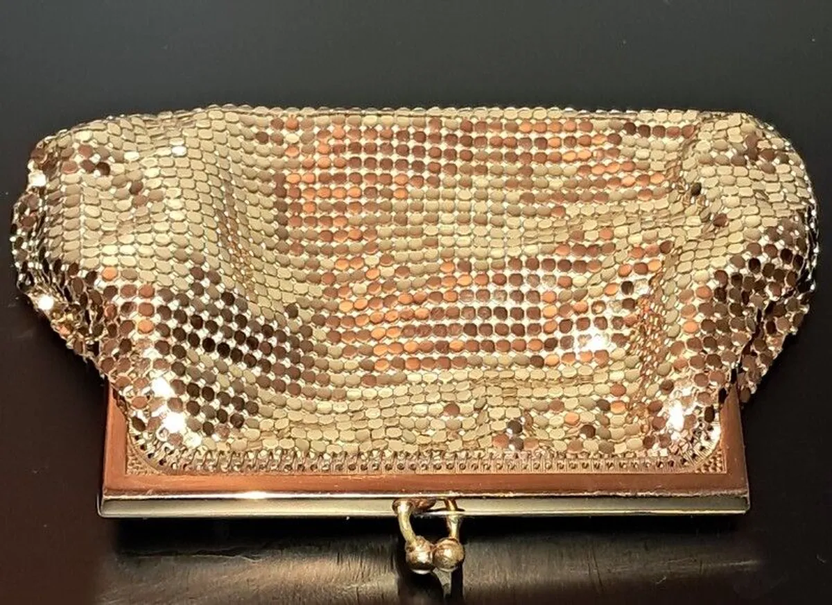 Vintage Whiting & Davis Gold Mesh Evening Purse - Image 2