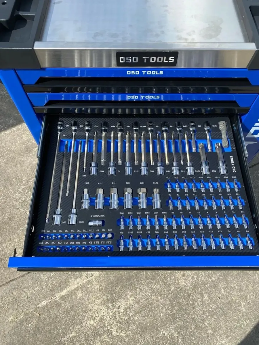BRAND NEW INDUSTRIAL USE TOOL CHEST FULL OF TOOLS - Image 4