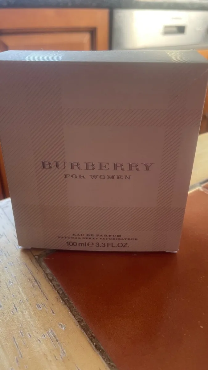 Womens perfume - Image 3