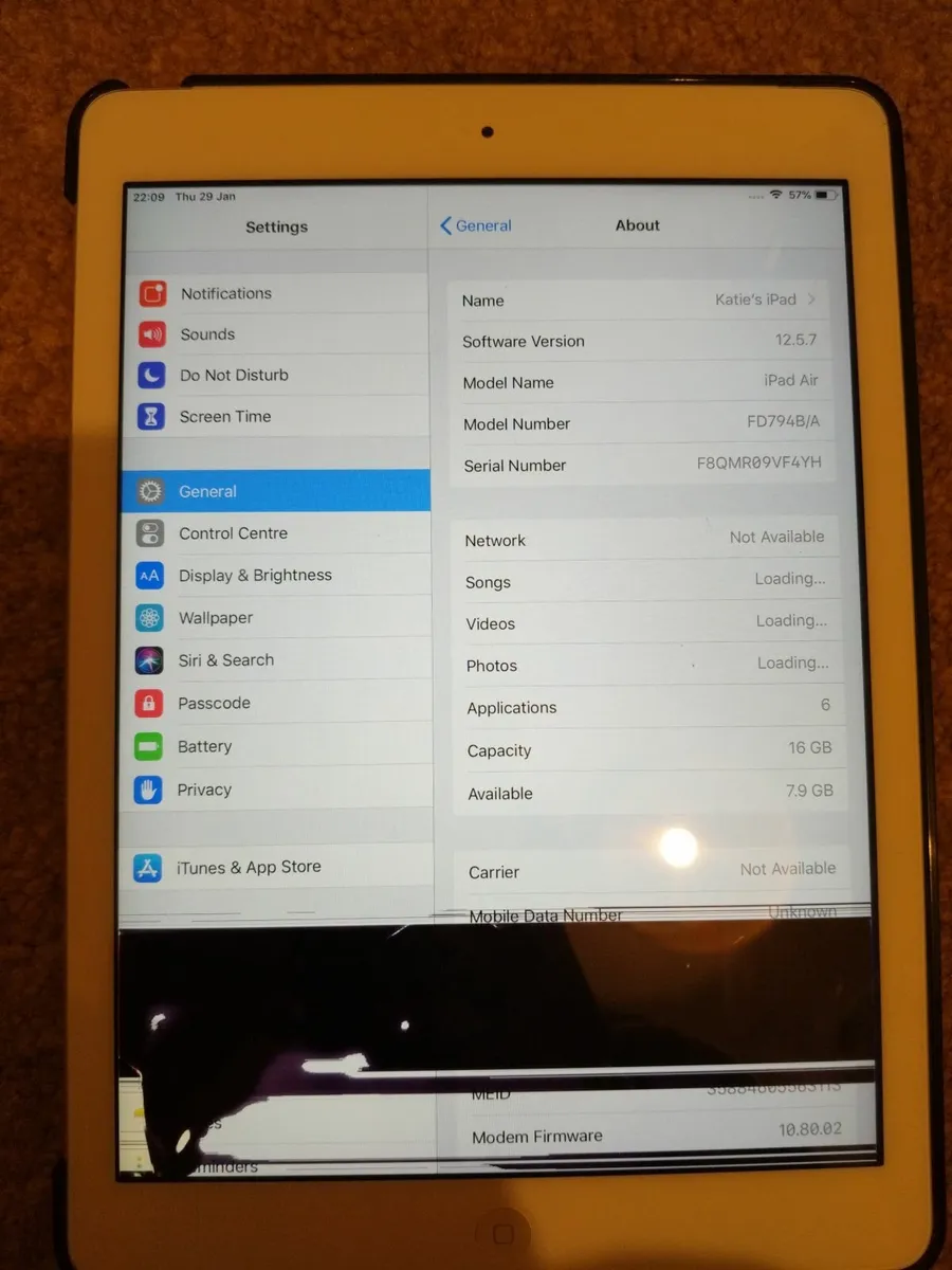 Ipad Air 1st gen for parts - Image 2