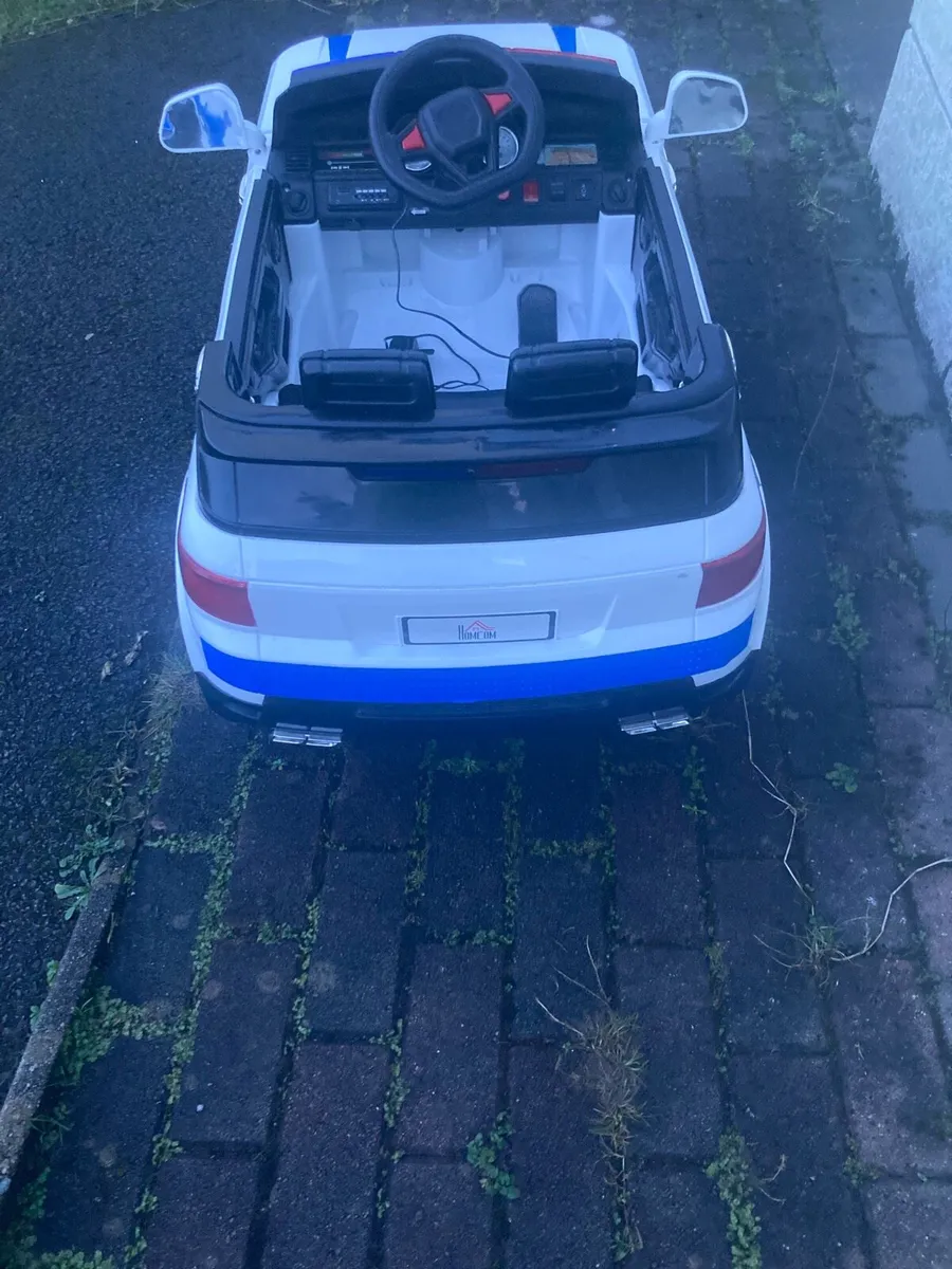 12v chargeable nypd police car - Image 4