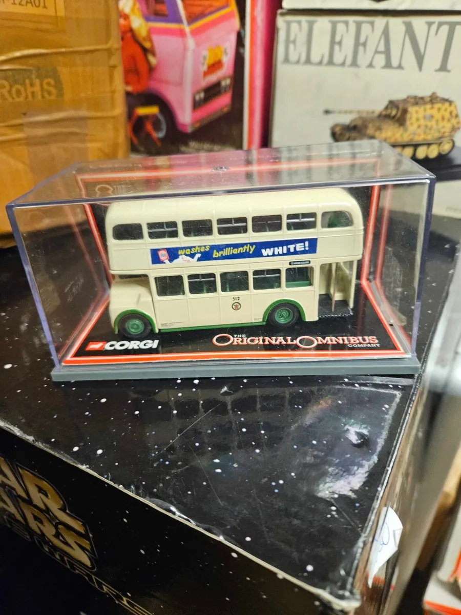 Corgi Bus