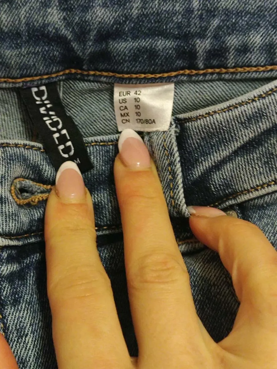 DIVIDED Blue Bootcut Jeans – Size EUR 42 - Image 4