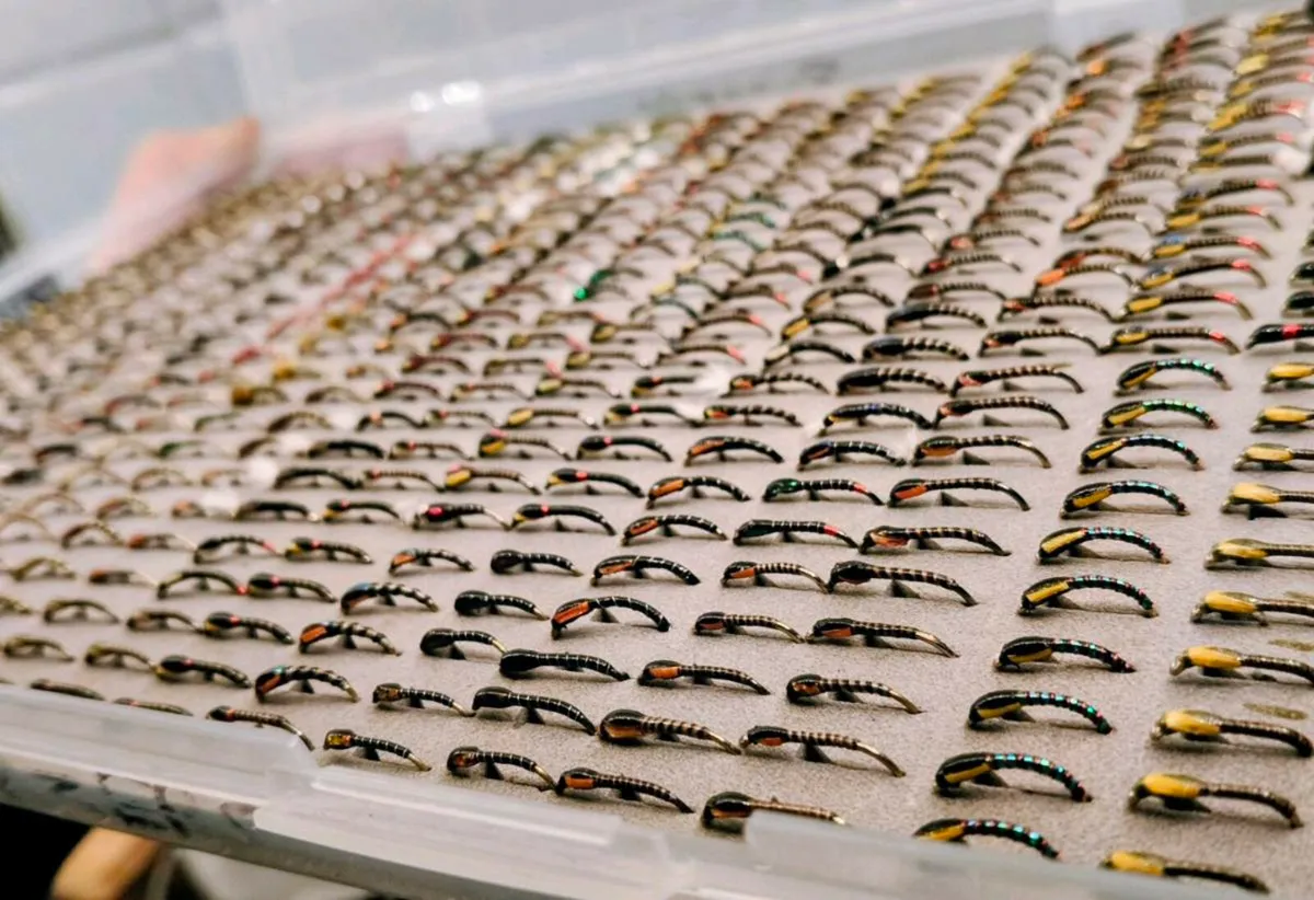 Box of 450 Buzzers for Fly Fishing - Image 1