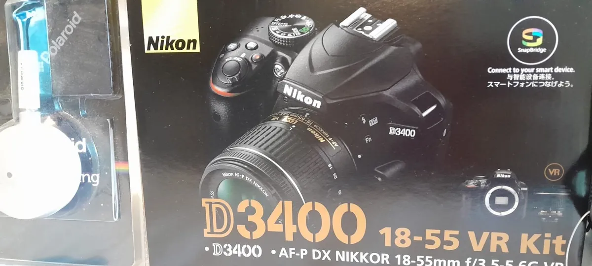 Never used Nikon D3400 with bag and cleaning kit - Image 2