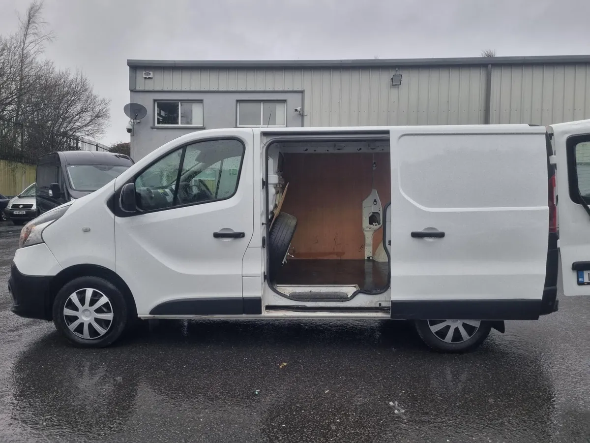 Renault Trafic 2019 - Image 4