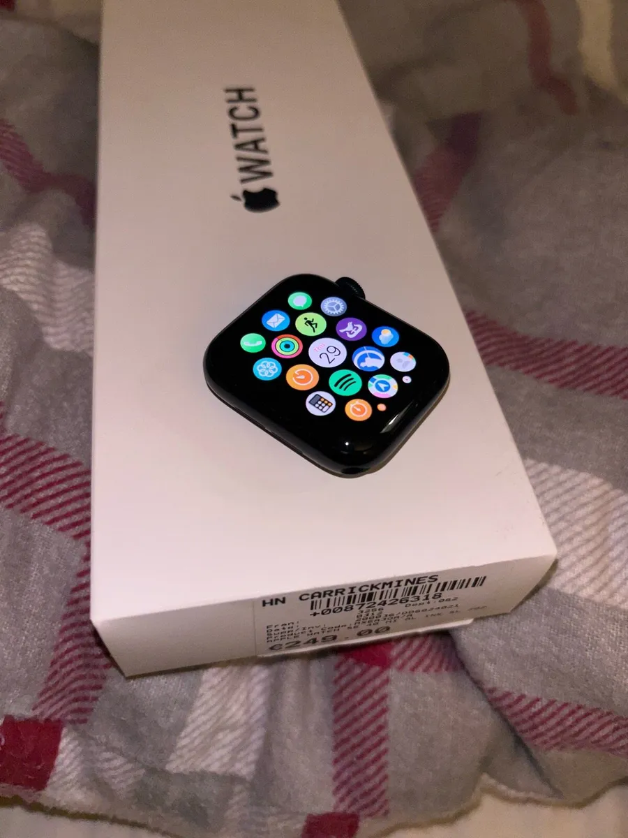 Apple Watch like new - Image 2