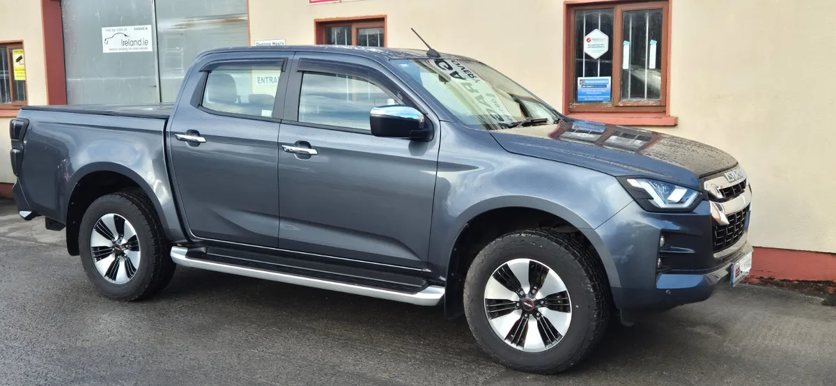 Isuzu D-Max 2022 Manual - Image 3