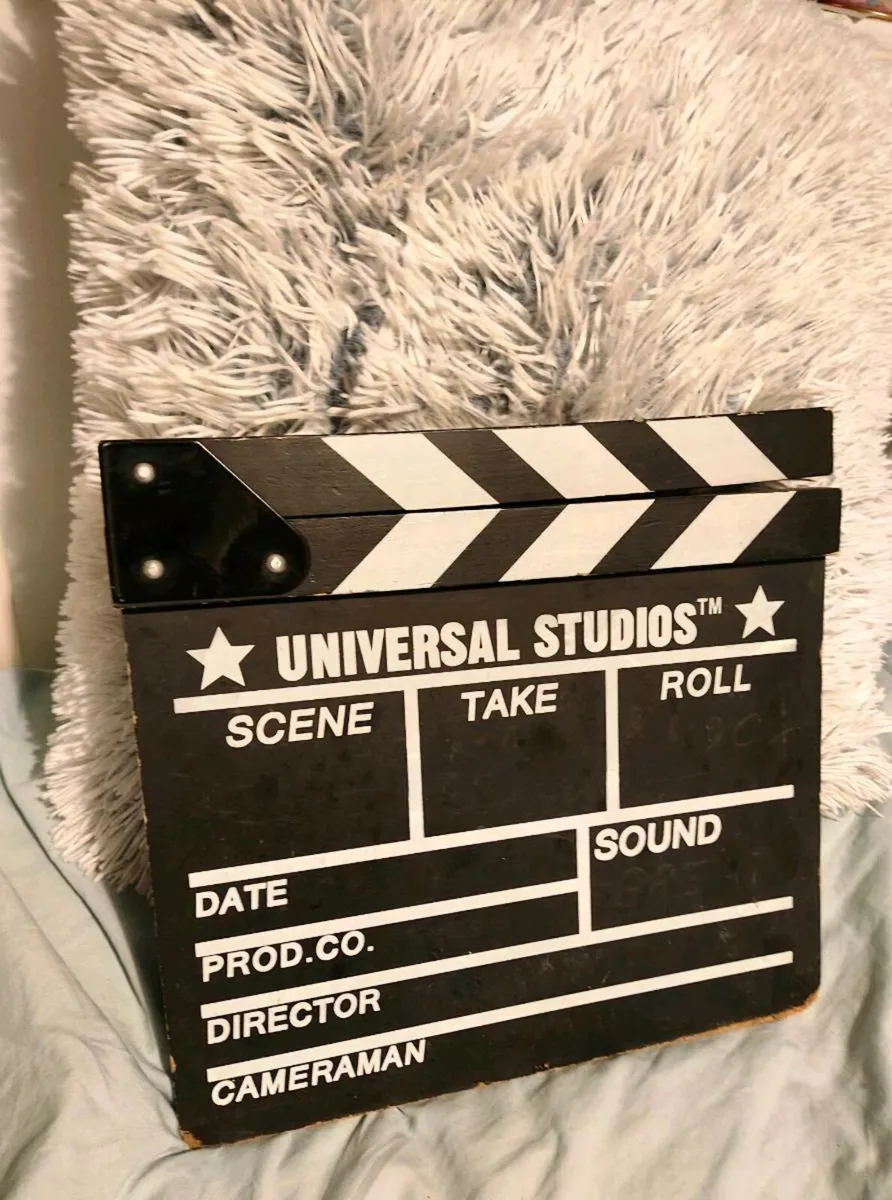 Universal Studios™ Film Clapperboard – Classic Bla - Image 3
