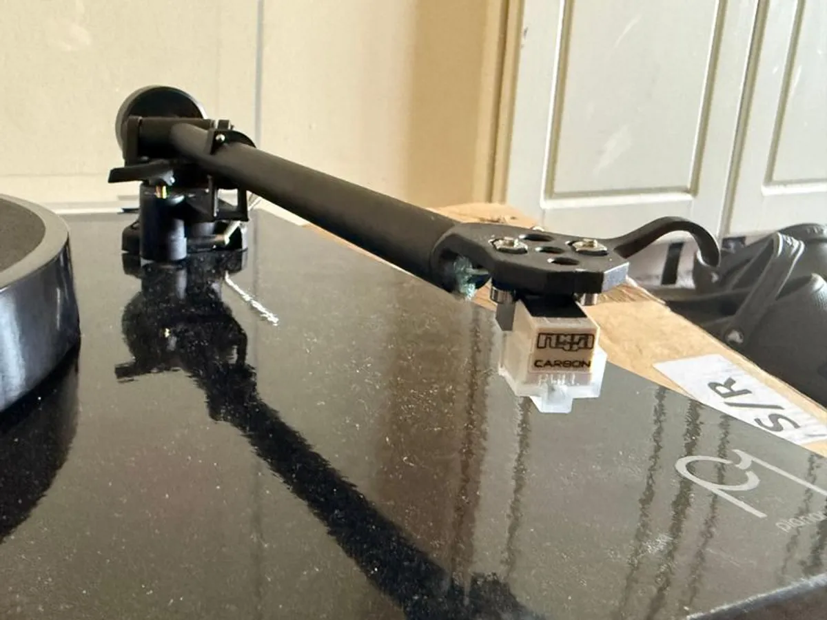 Rega Planar 1 (with Onkyo amp and Wharfdale speakers) - Image 3