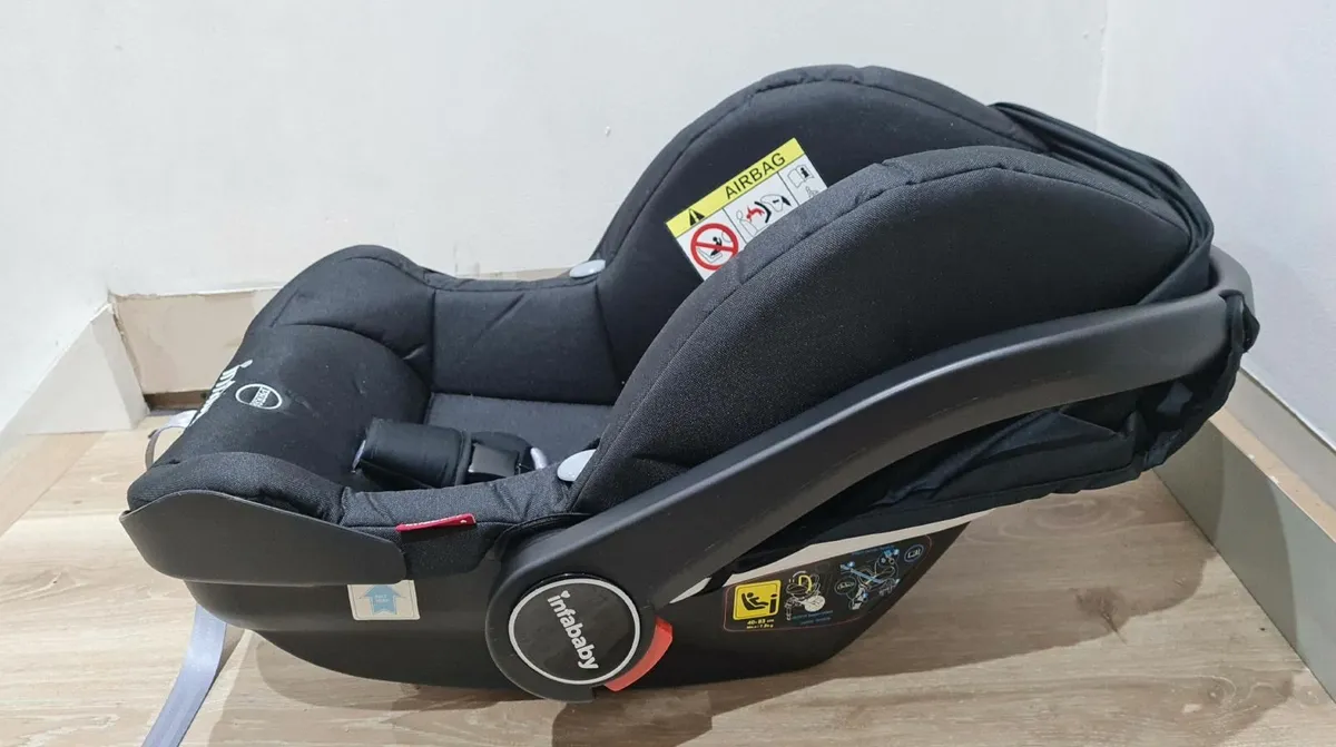 Baby car seat - Image 2