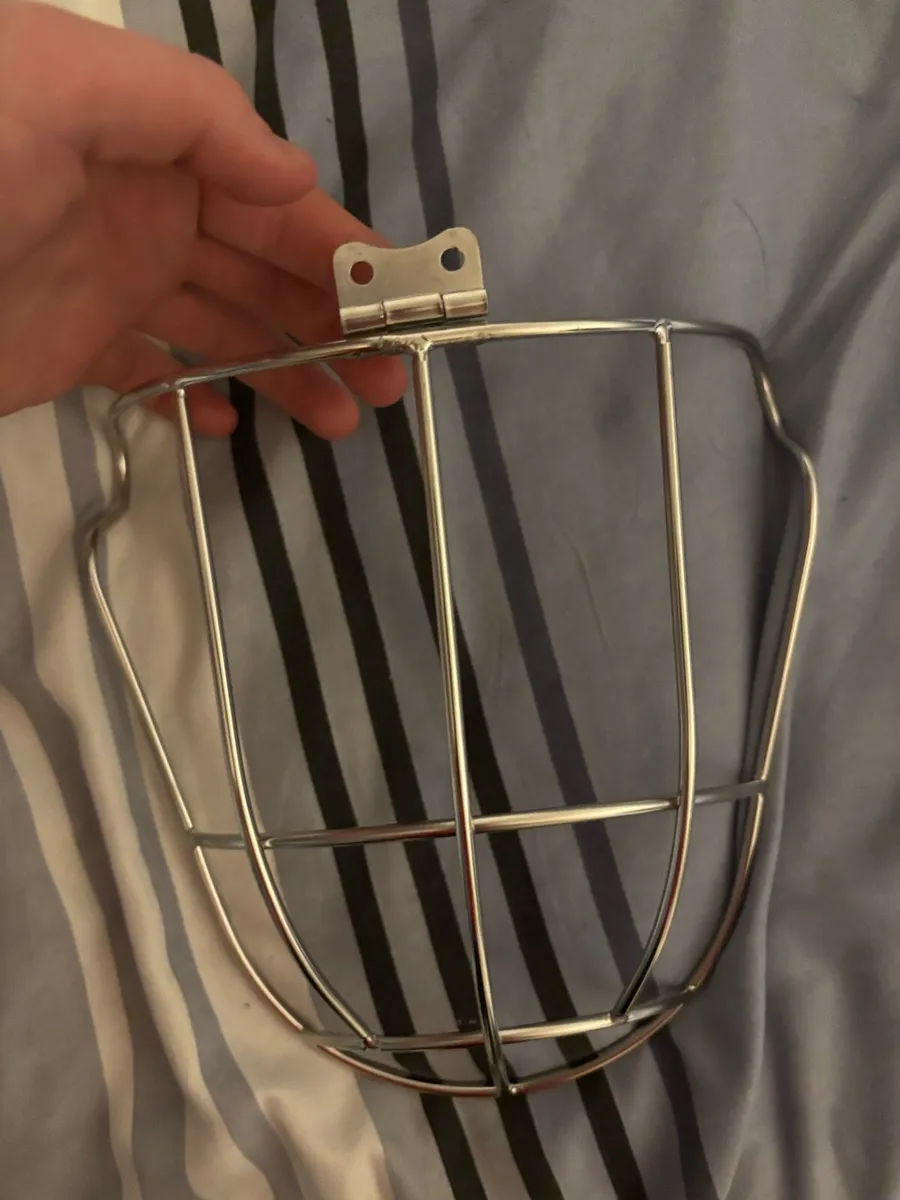 hurling helmet kilkenny facegaurds - Image 1