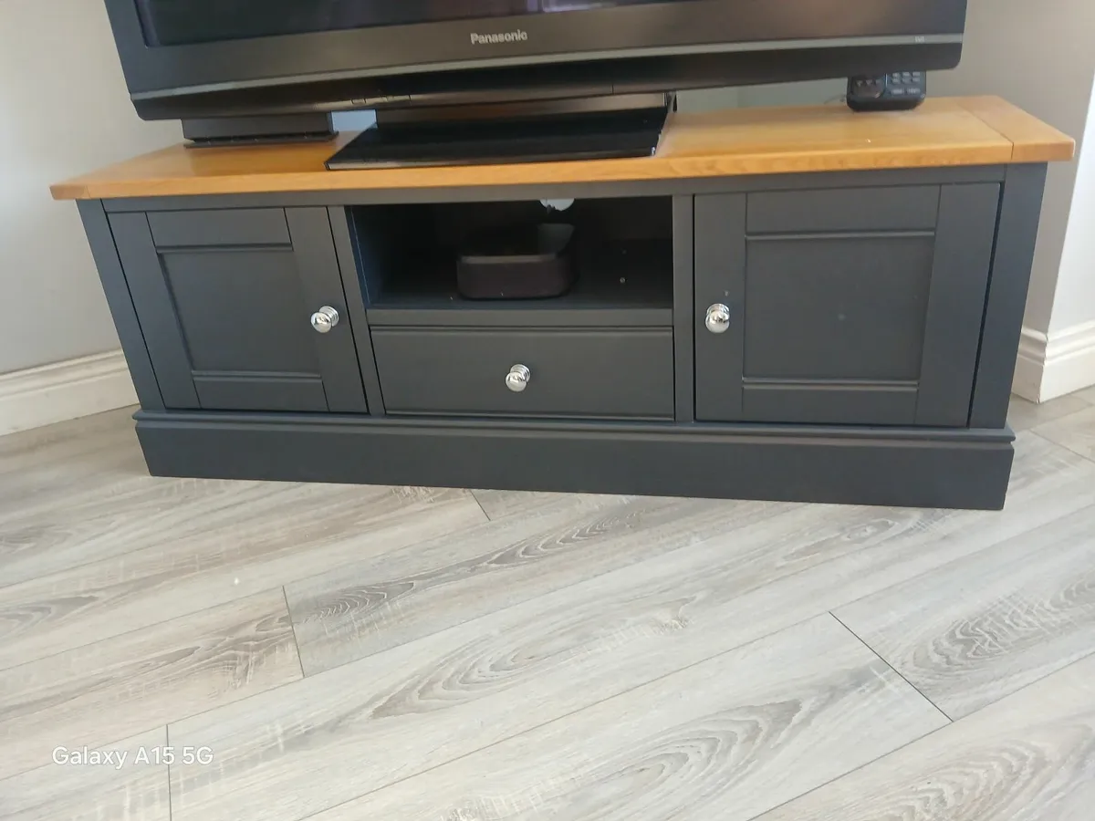 Tv Unit - Image 1
